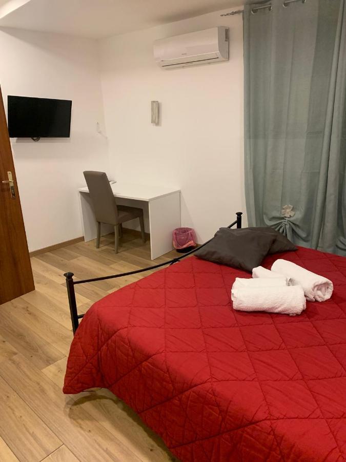 Athmosfera Nova 18 Hotel Наполи Екстериор снимка
