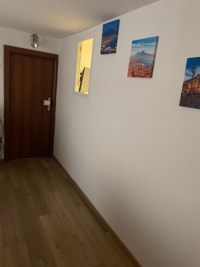 Athmosfera Nova 18 Hotel Наполи Екстериор снимка