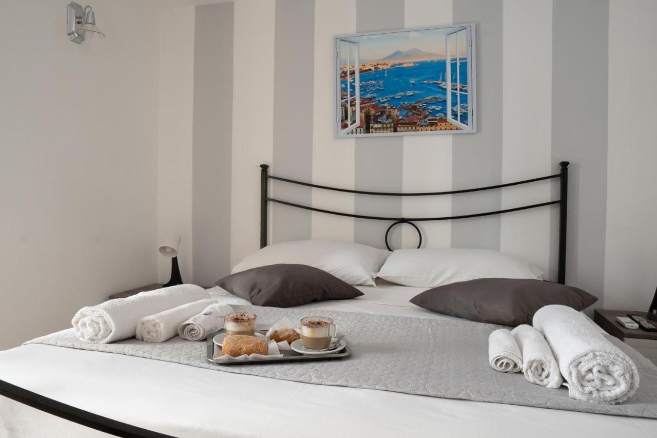 Athmosfera Nova 18 Hotel Наполи Екстериор снимка