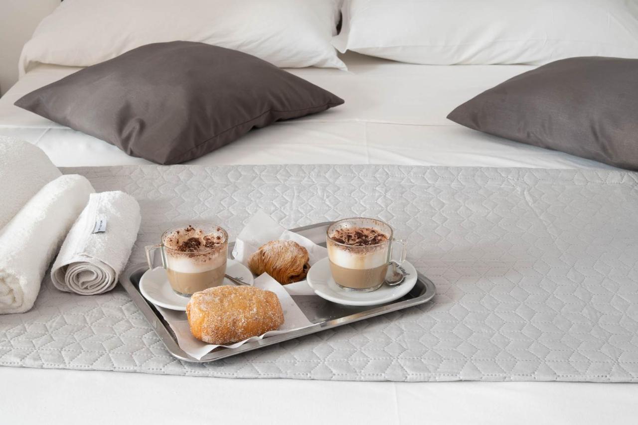 Athmosfera Nova 18 Hotel Наполи Екстериор снимка