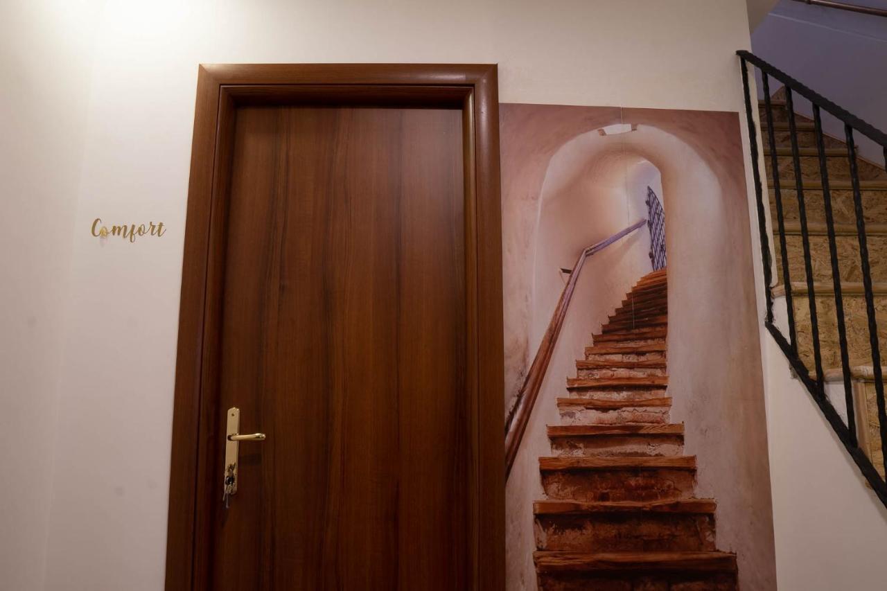 Athmosfera Nova 18 Hotel Наполи Екстериор снимка